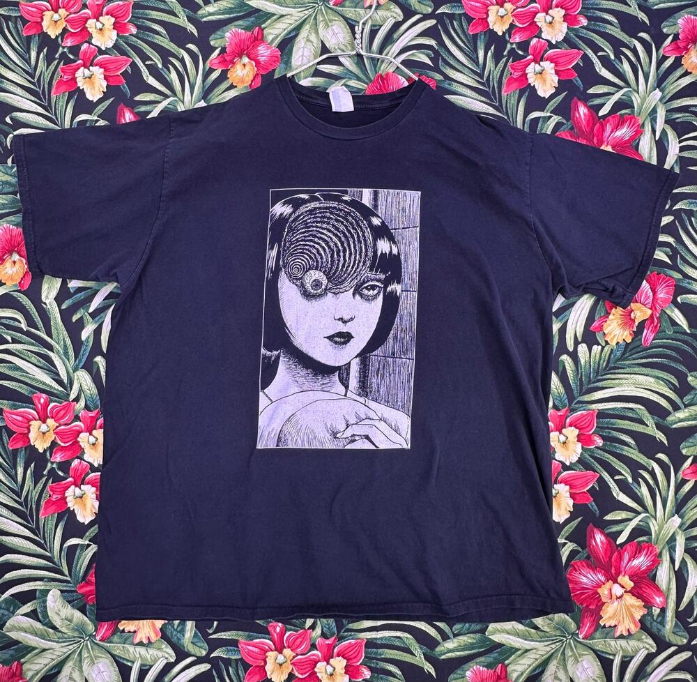 Hot Topic Uzumaki Junji Ito TShirt Black Horror Manga Sz 3XL